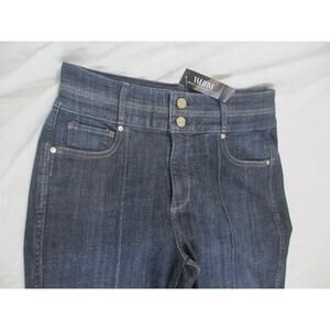 NWT 6R White House Black Market Extra High Rise Everyday Pintuck Skinny Flare